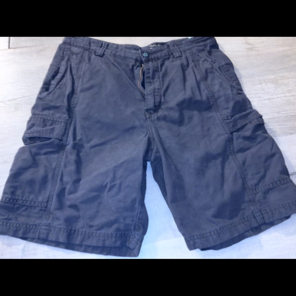 TOMMY BAHAMA Cargo Shorts size 33 navy blue casual
